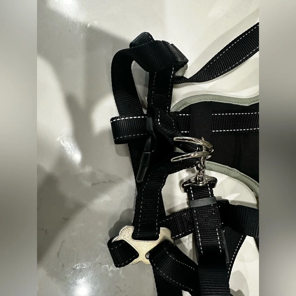 Petmate 11479 The Ultimate Travel Harness for Pets, X-Large, Black